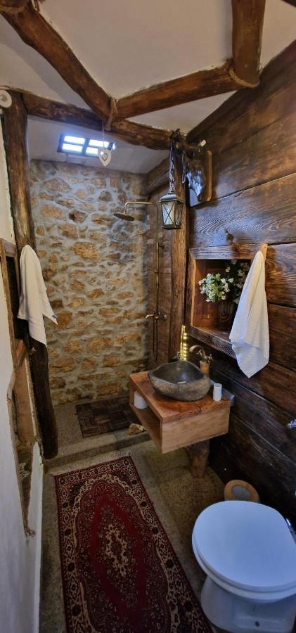 Casageo Cheile Nerei Villa Socolari Exterior photo